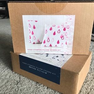 🔴 Brit + Co 🎨 DIY Pillow Craft Kit Block Print